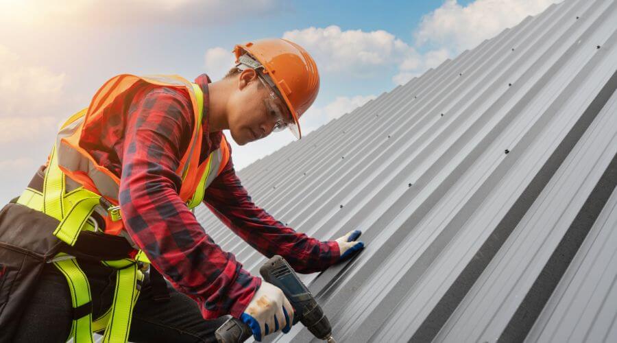 Expert top industrial roofings services in Medora, IL